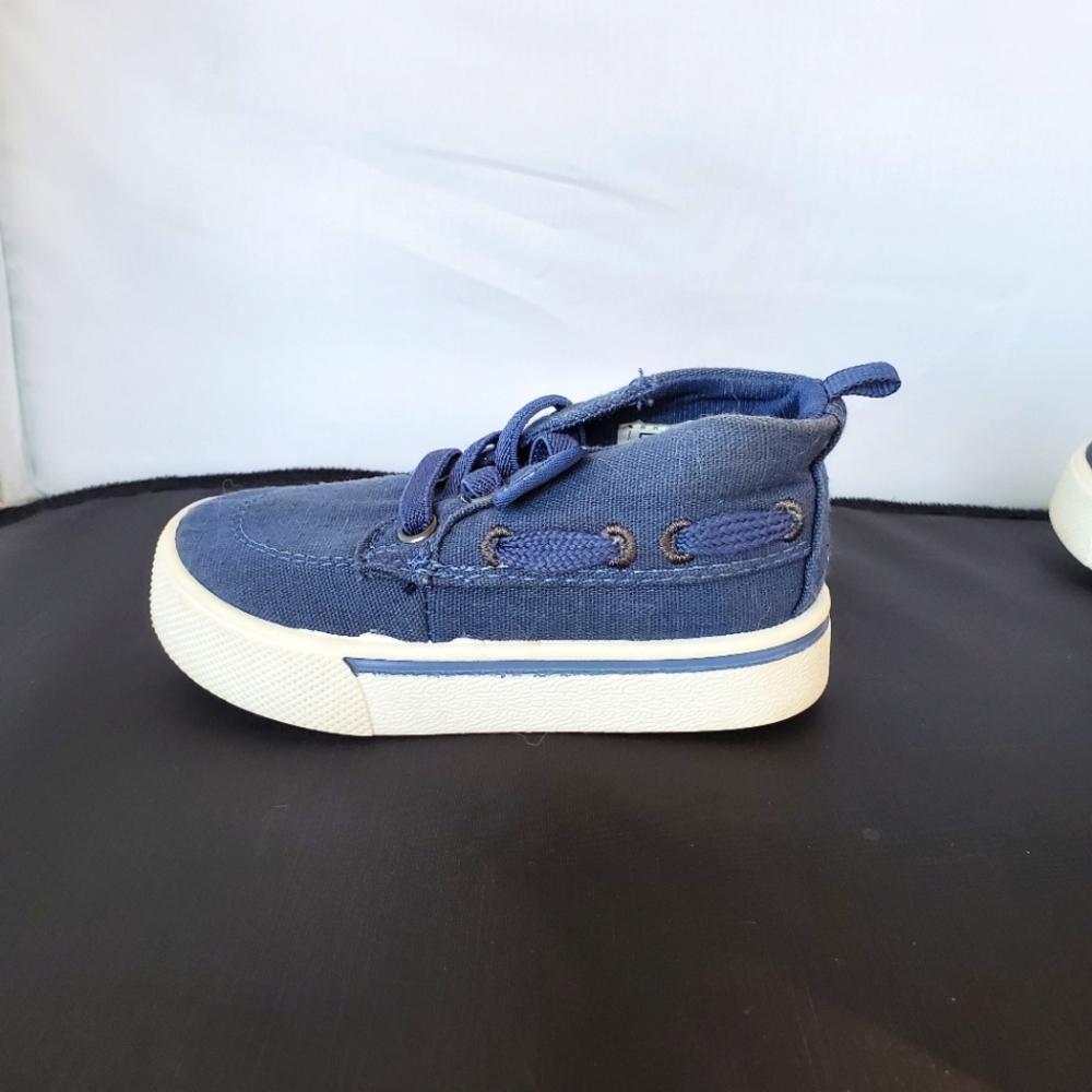 EUC OshKosh BGosh Toddler Blue Canvas Sneakers - Picture 1 of 9